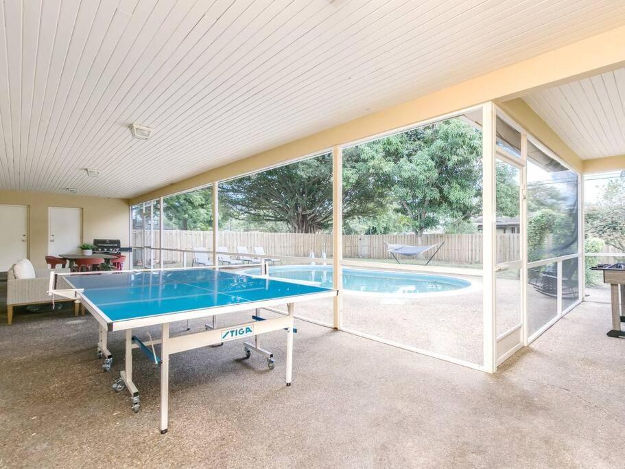 Modern Spacious 5-Bedroom Home With Pool Hollywood Bagian luar foto
